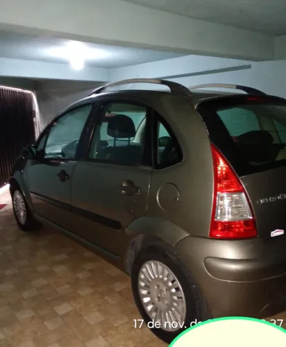 Citroen C3 GLX 1.4/ GLX Sonora 1.4 Flex 8V 5P 2011