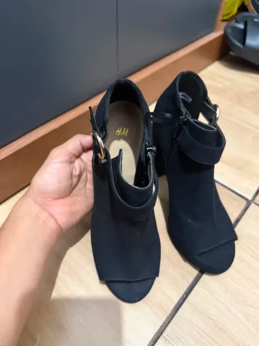 H&M