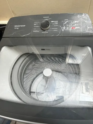 Máquina de lavar Brastemp 13kg- apenas 1 ano de uso