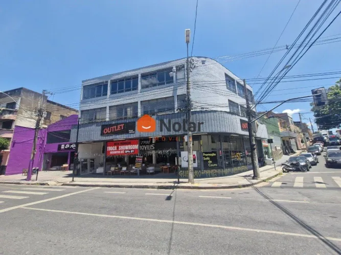 Prédio comercial para alugar de esquina na Avenida Silviano Brandão Sagrada Família / Hort