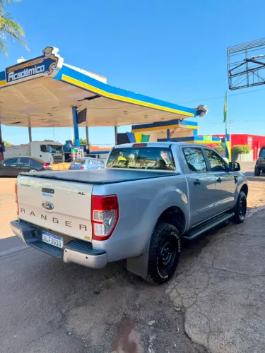Ford Ranger XLT 2.5 16V 4X2 CD Flex 2015
