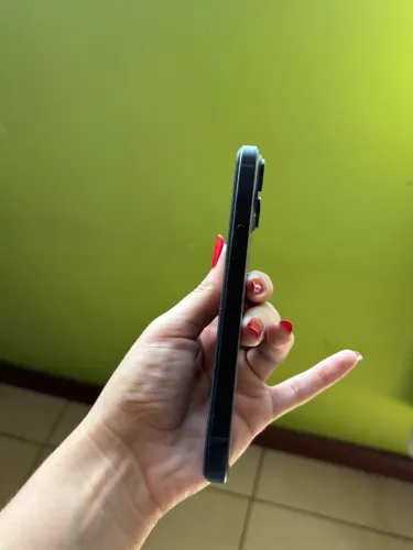 IPhone 15 256gb - 1 ano e meio de uso 