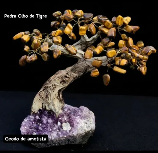 Árvore em pedras Naturais 
