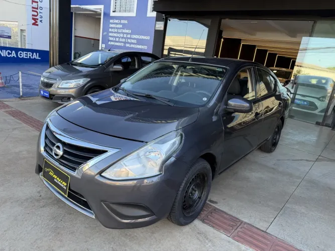 Nissan Versa S 1.0 12V Flexstart 4P Mec. 2017