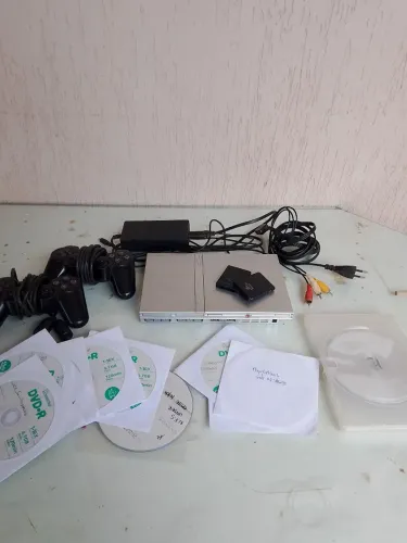 PlayStation 2 Completo com Cabos, Controles e Memory Card ( Usado ) + 10 Jogos