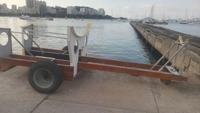 Carreta estacionária para veleiro HP