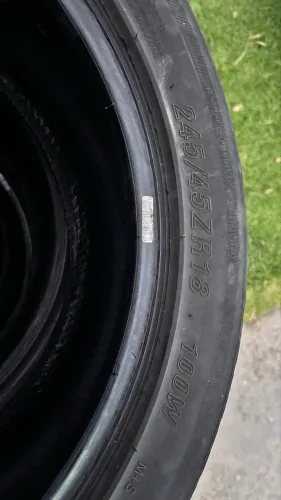JOGO COM 4 PNEUS 245/45 R18 USADOS - PREÇO DE OPORTUNIDADE