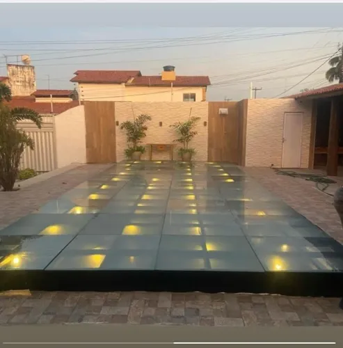 Locação tablado de vidro, cobertura em piscina