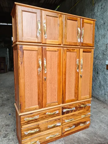 Guarda roupa de casal 4 portas novo madeira maciça