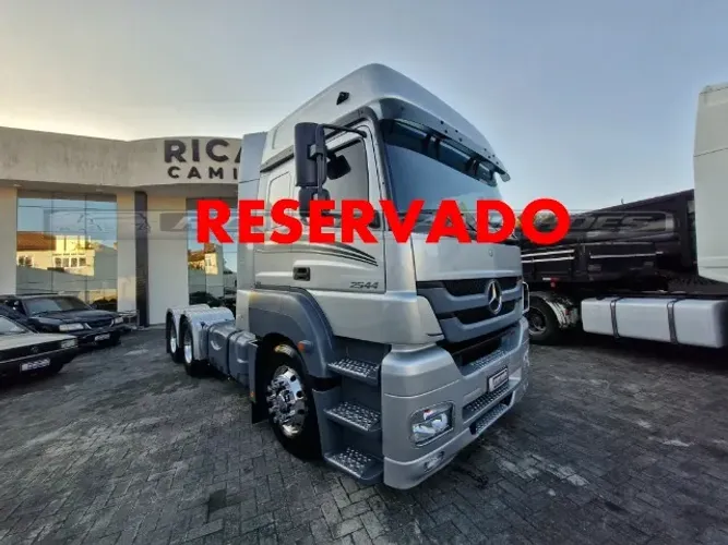MB Axor 2544 2014 6x2 Teto alto completo