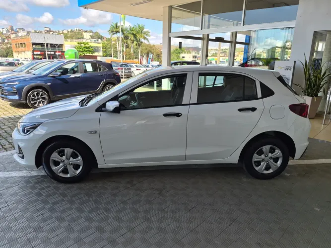 Chevrolet Onix Hatch 1.0 12V Flex Mec. 4P 2023