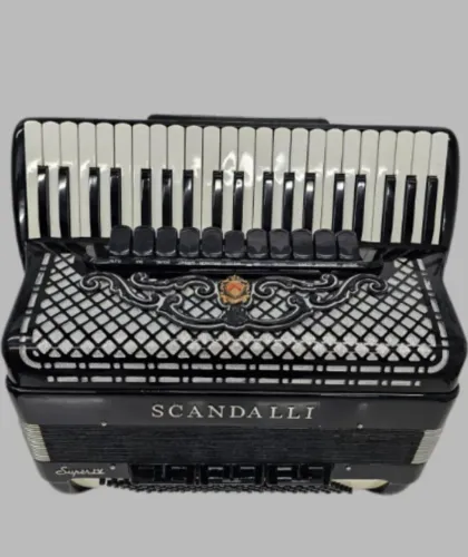 Acordeon/Sanfona Cordovox 3/4 de voz violino (polifonica)