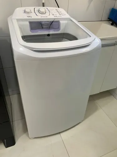 Máquina de Lavar Electrolux 12kg Branca