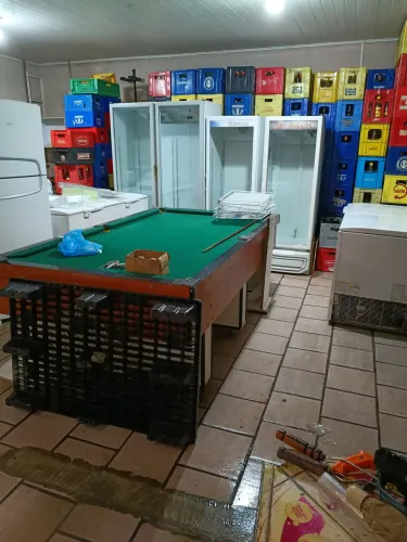 Vendo instalação bar ou distribuidora