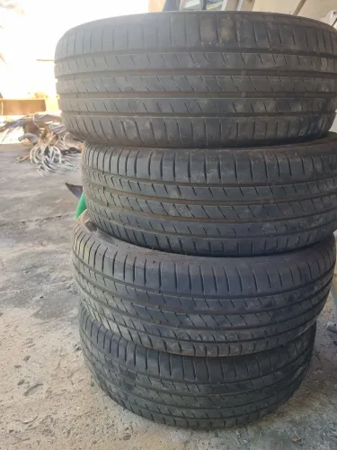 Vendo pneus 195 55 16 87v