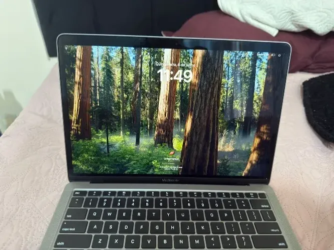 MacBook Air M1 256GB
