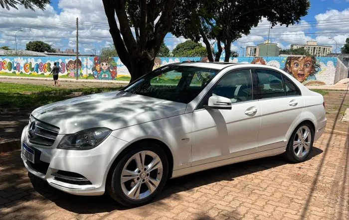 Mercedes-Benz C-200 CGI Avantgarde 1.8 16V 184cv Aut. 2012