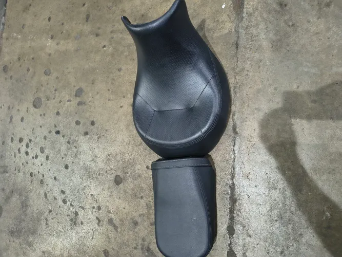 Bancos originais da Kawasaki Vulcan 