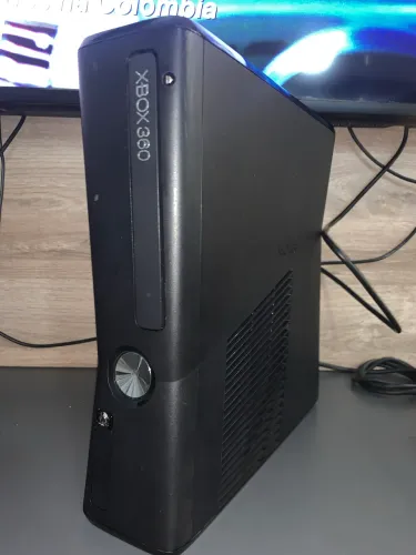 Xbox 360 Slim Desbloqueado