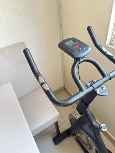 Bicicleta Ergométrica para Spinning Mecanica 5kg Chase Odin Fit