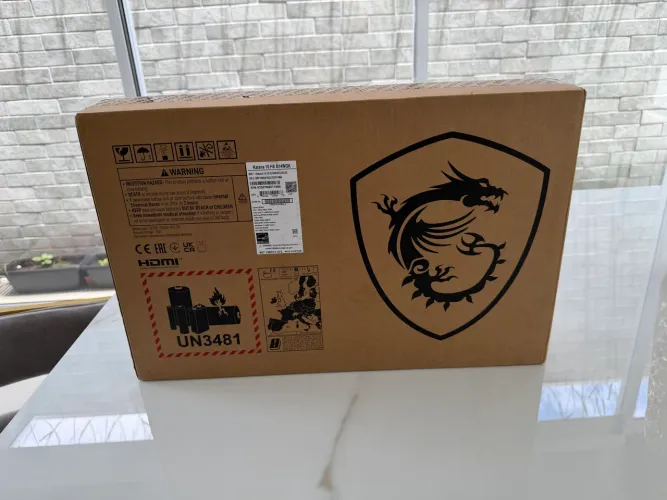 Notebook Gamer MSI Katana Intel Core i7 14650HX 15.6" / 16GB DDR5 / 1TB SSD / RTX5070 8GB