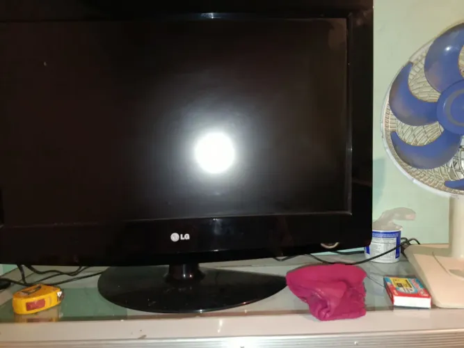 Vende- se Televisão
