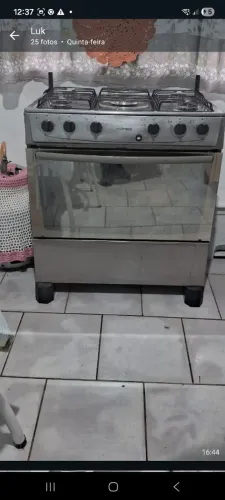 Fogão 5 bocas com uma gigante forno em ótimo estado funcionando perfeitamente