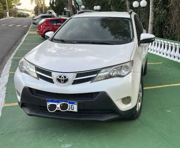 Toyota RAV4 2.0 4X2 16V Aut. 2013