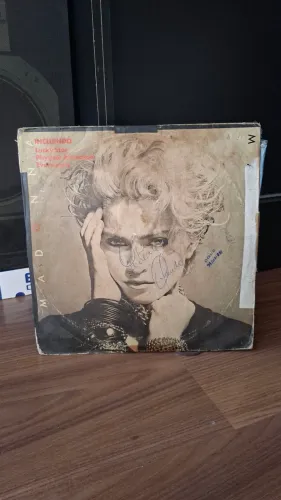 LP MADONNA "DEBUT" (1983)