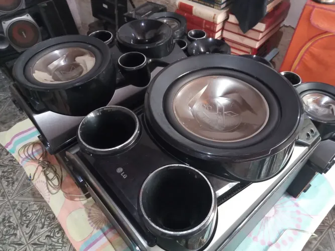 Caixas Acústicas LG MCV 1306 - Conjunto INCOMPLETO
