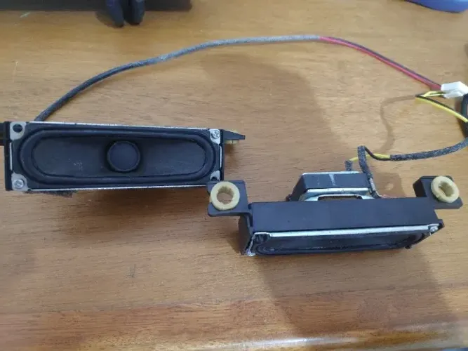 Alto Falantes Para Monitor T24b350 Samsung