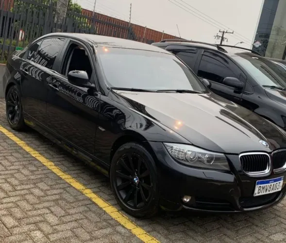 BMW 320I A 2010