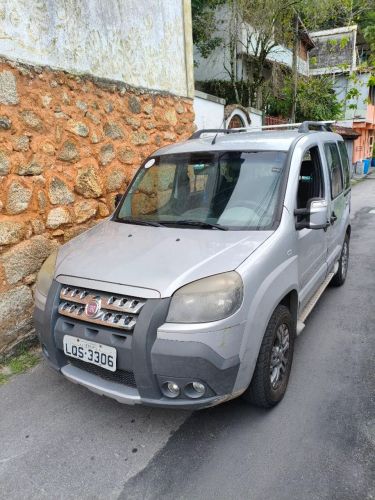Imagem de Fiat Doblo Adv. Xingu Locker 1.8 Flex 16V 5P 2013