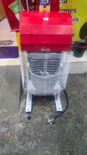 Máquina misturadora de massa