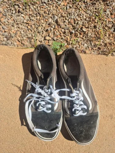 VANS OLD SKOOL ORIGINAL COM AVARIAS