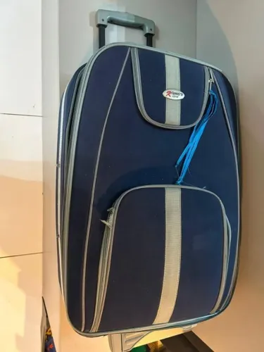 Mala de Viagem Kings Style - Azul Marinho (Com Rodinhas e Segredo)