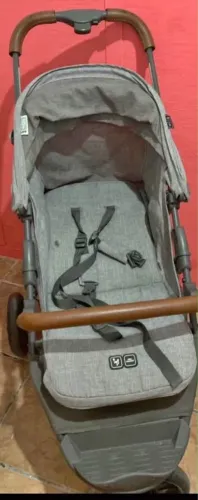 Vendo carrinho de bb