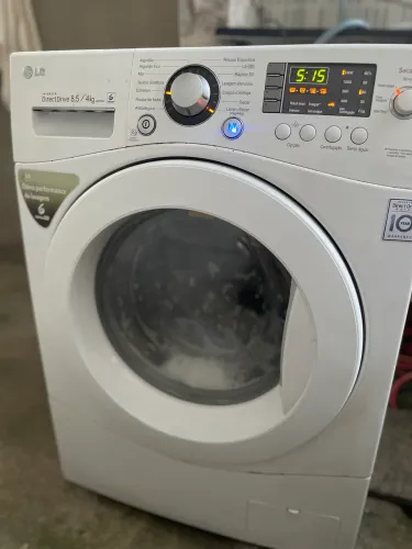 Vende-se Lava e seca Samsung 