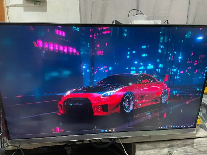 Monitor Samsung 4k 28 polegadas 60hz hdmi display Port Freesync perfeito filmes