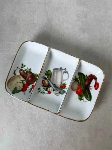 Petisqueira tripla em porcelana com divisórias