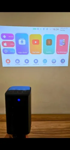 Mini projetor Byntek P70