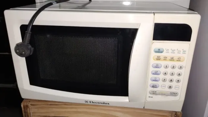 Microondas Electrolux 20 litros