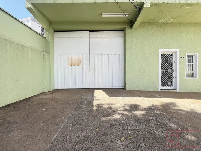 Galpão/Depósito/Armazém em JARDIM ELIZA FUMAGALLI