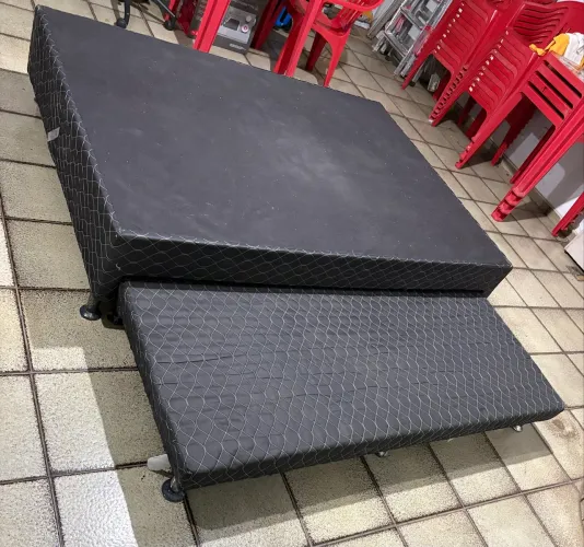 Vendo Box Casal, Cama Auxiliar e Cabeceira
