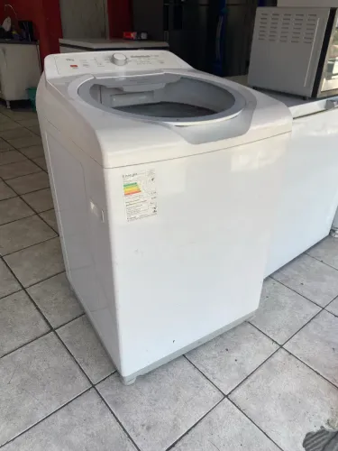 Máquina de Lavar Roupa 15kg 110V Cesto Inox Brastemp