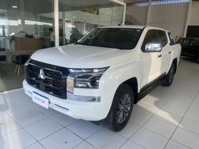 Mitsubishi TRITON HPE 2.4 CD 4X4 TB Diesel Aut. 2026