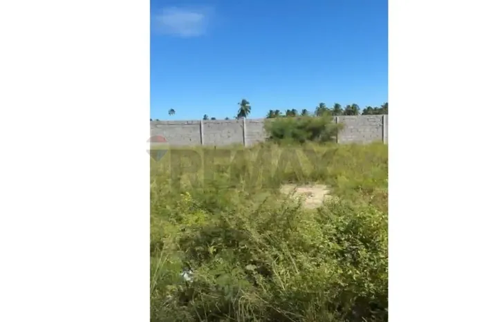 Terreno à Venda na Praia do Toque, em São Miguel dos Milagres.