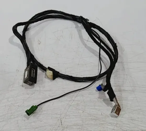 Chicote Interface Mídia Mercedes E250 2014 2015