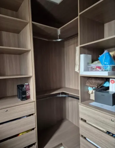 Closet Modular