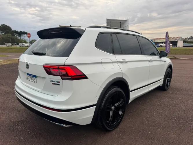 Volkswagen Tiguan Allspac R-line 350 TSI 2.0 4X4 2021